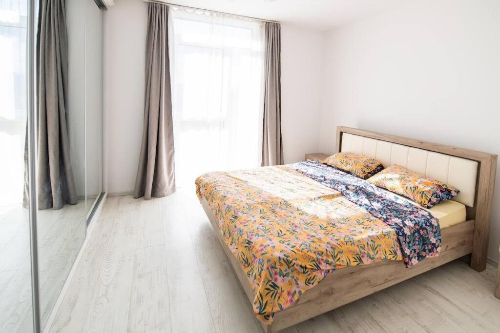 Urban Confort. Apartament Modern Si Luminos Rebreanu ทิมิชัวรา ภายนอก รูปภาพ